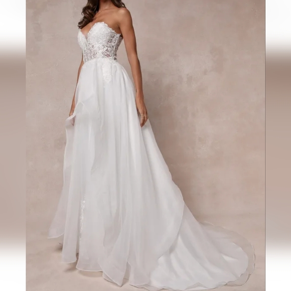 LULU'S EMBROIDERED ORGANZA STRAPLESS WEDDING GOWN Size Small - Picture 5 of 15